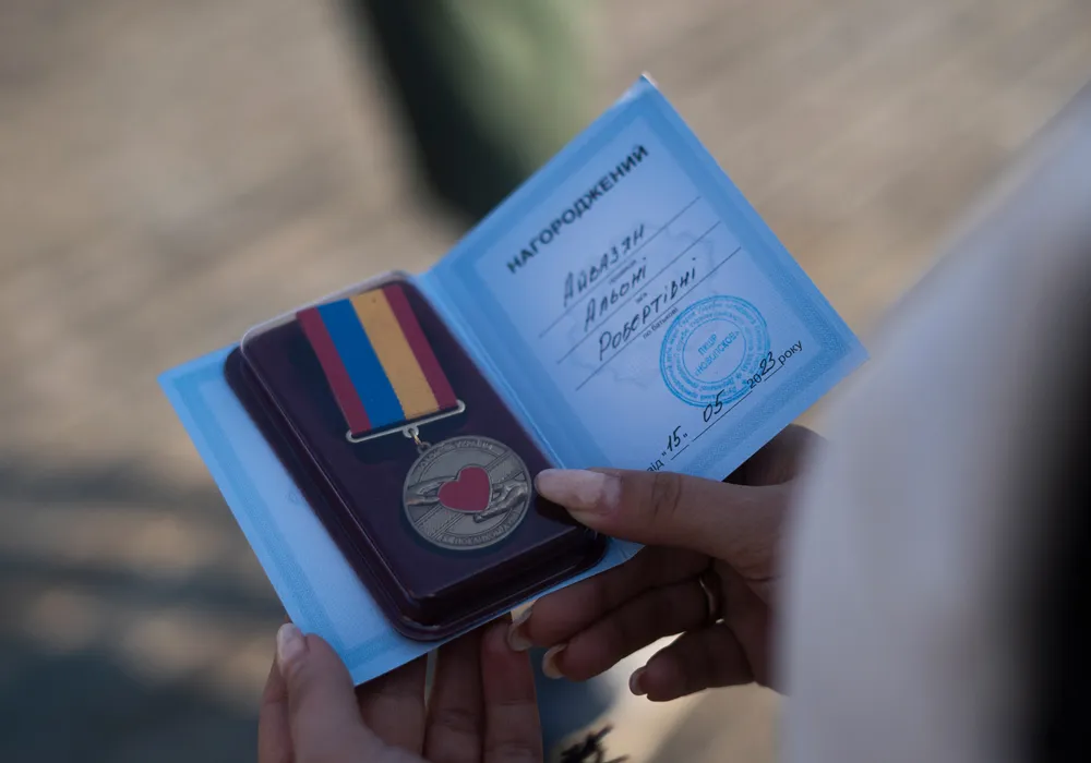 Альона Айвазян