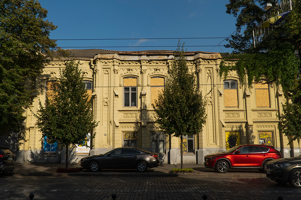 Будинок Авдакова згодом передали під клініку Алпатьєвої