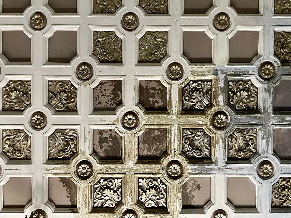 Пошкодження Будинку архітектора після пожежі 1 вересня. Фото Дмитра Кузубова