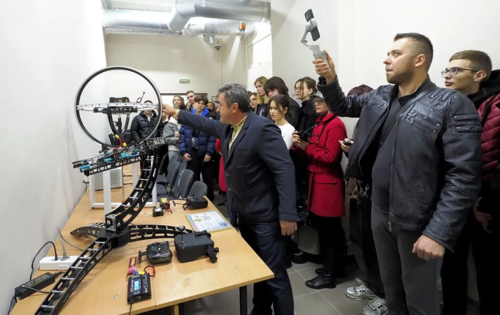 У колишньому радянському укритті ХАІ відкрився хаб студентського креативу