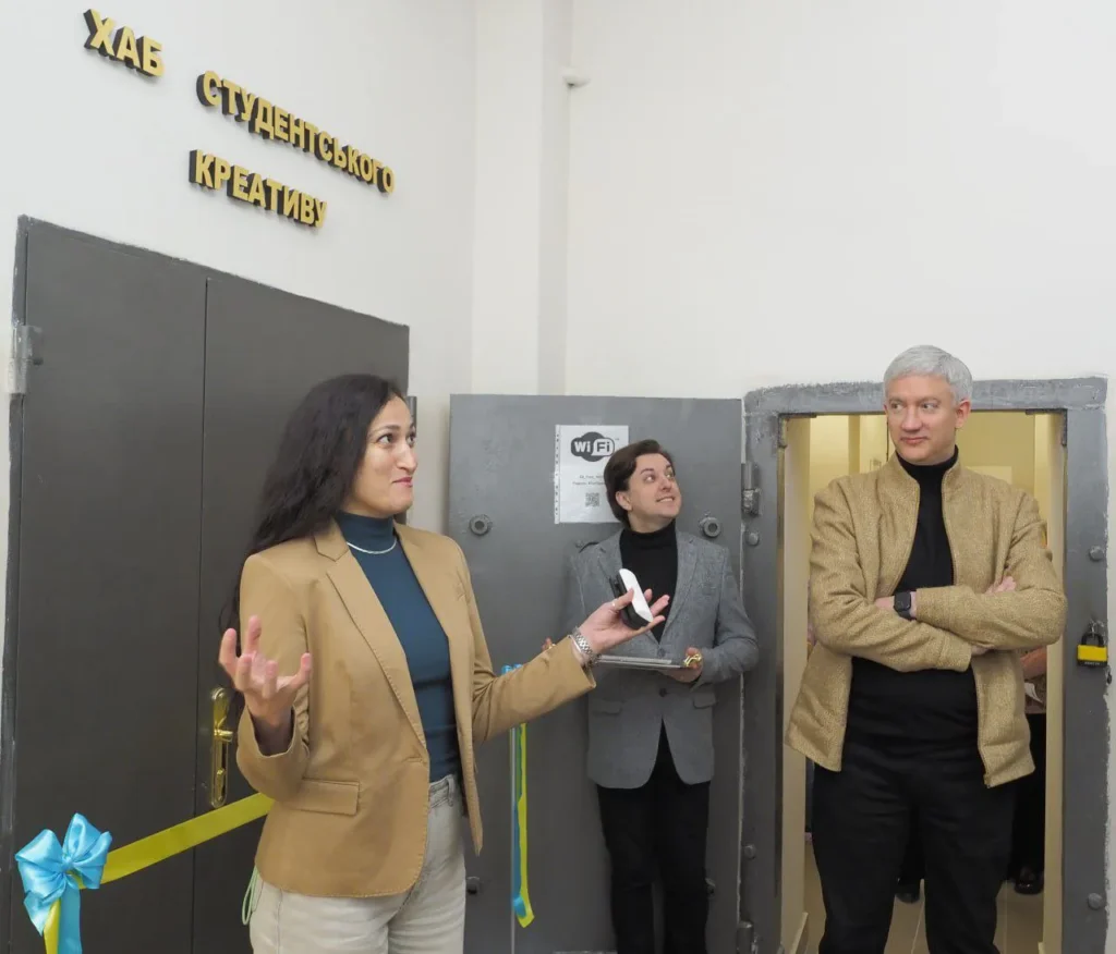 На відкритті хабу студентського креативу в ХАІ