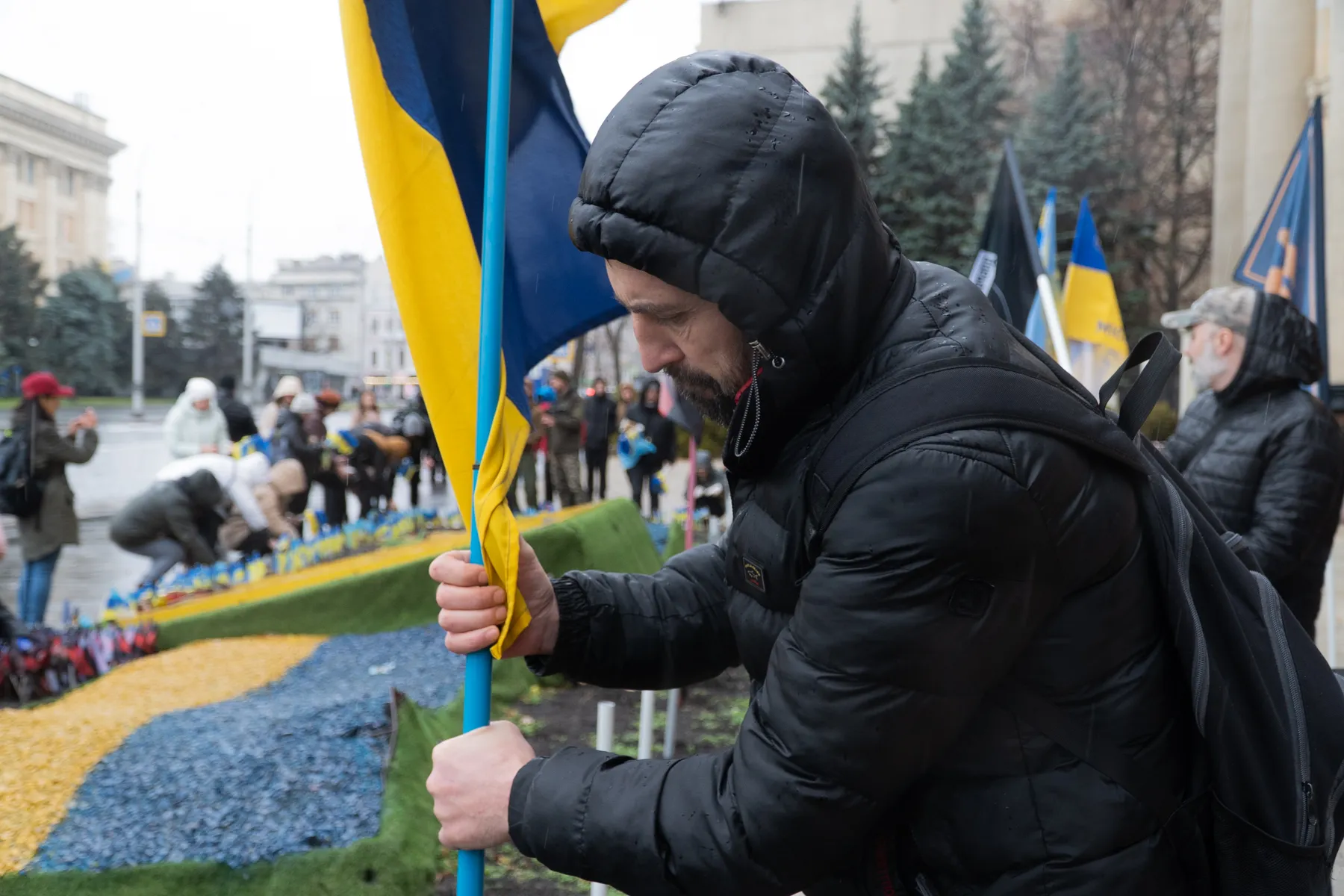 військові