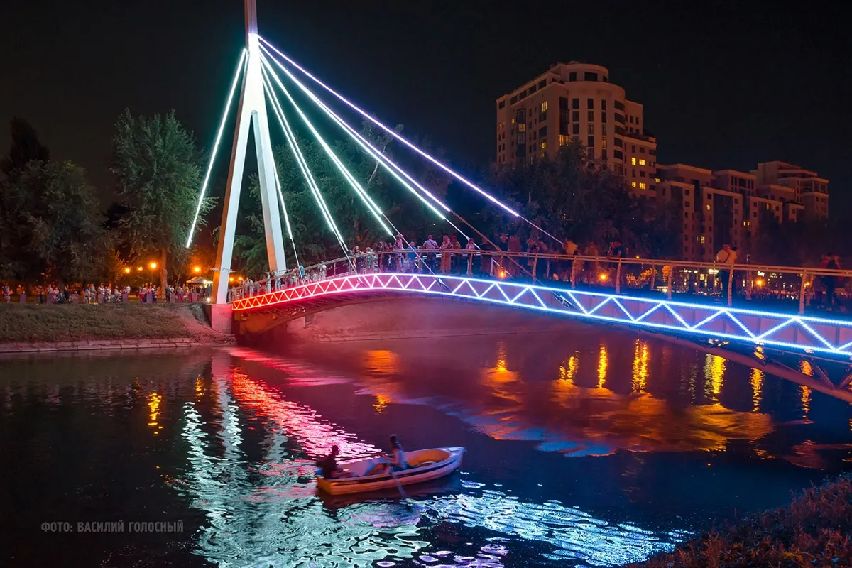 міст