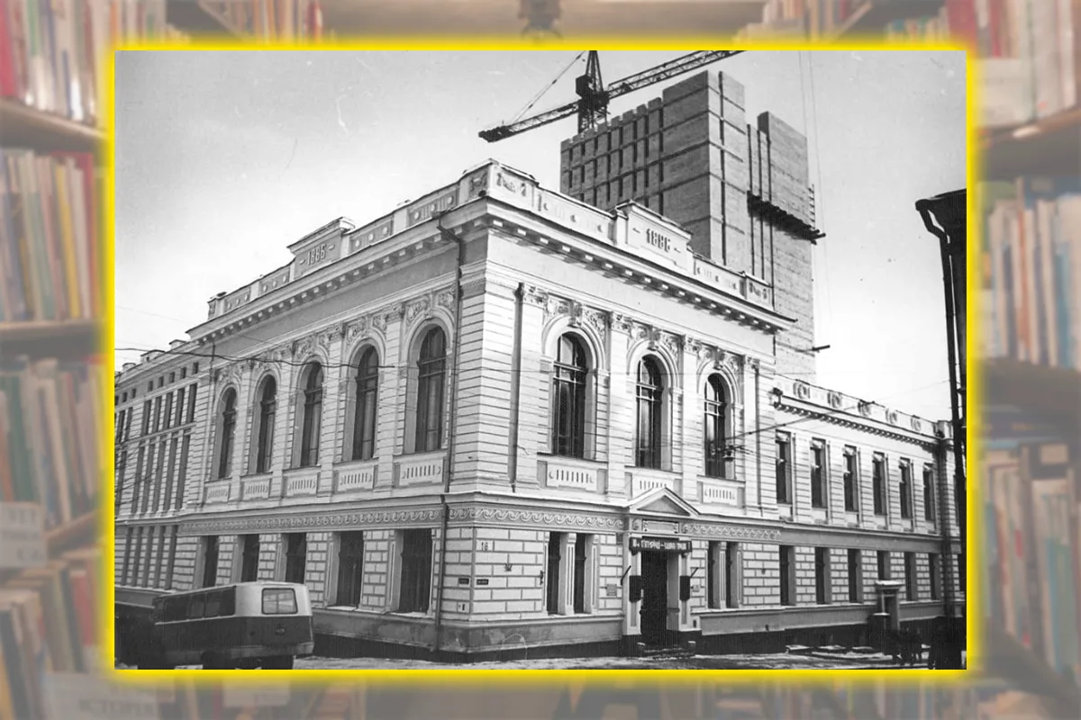 библиотека короленка расписание