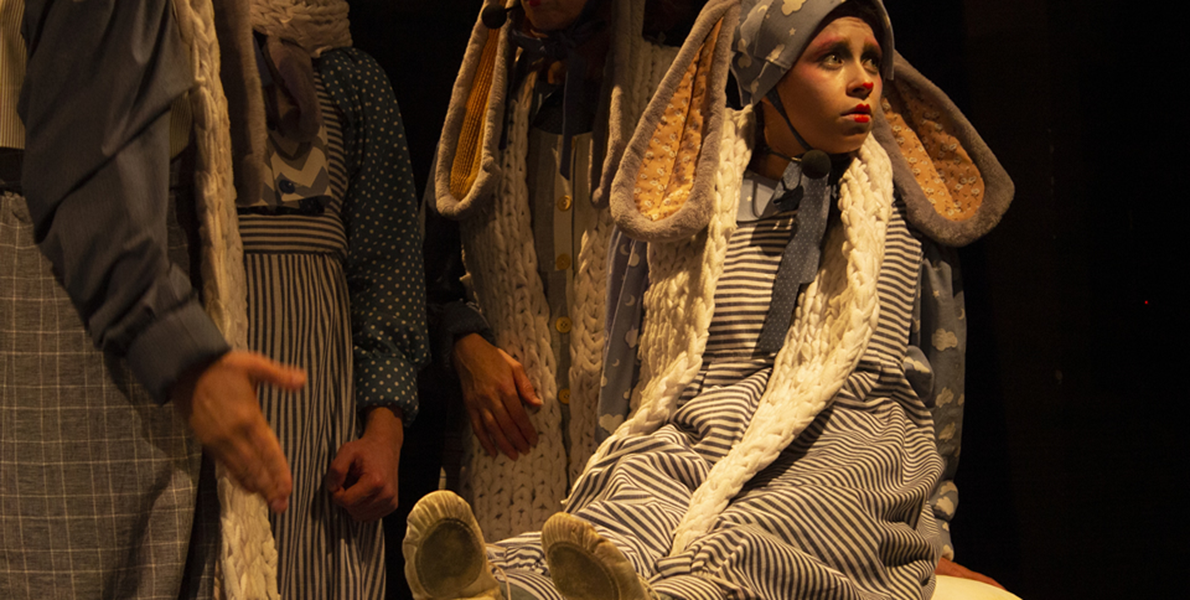 «Казка для маленького зайчика» Харківського театру ляльок