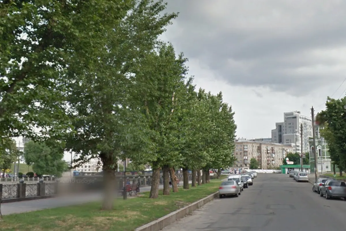 Лопанська набережна Харків