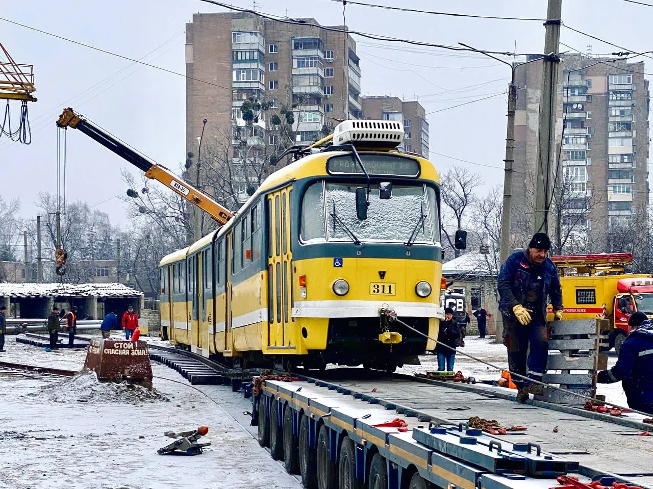 новий трисекційний трамвай Харків