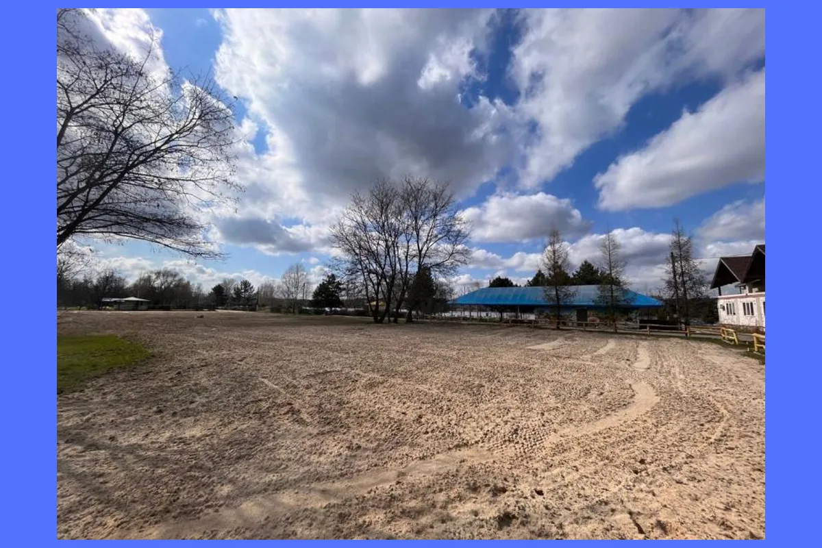 журавлівський гідропарк бесідки