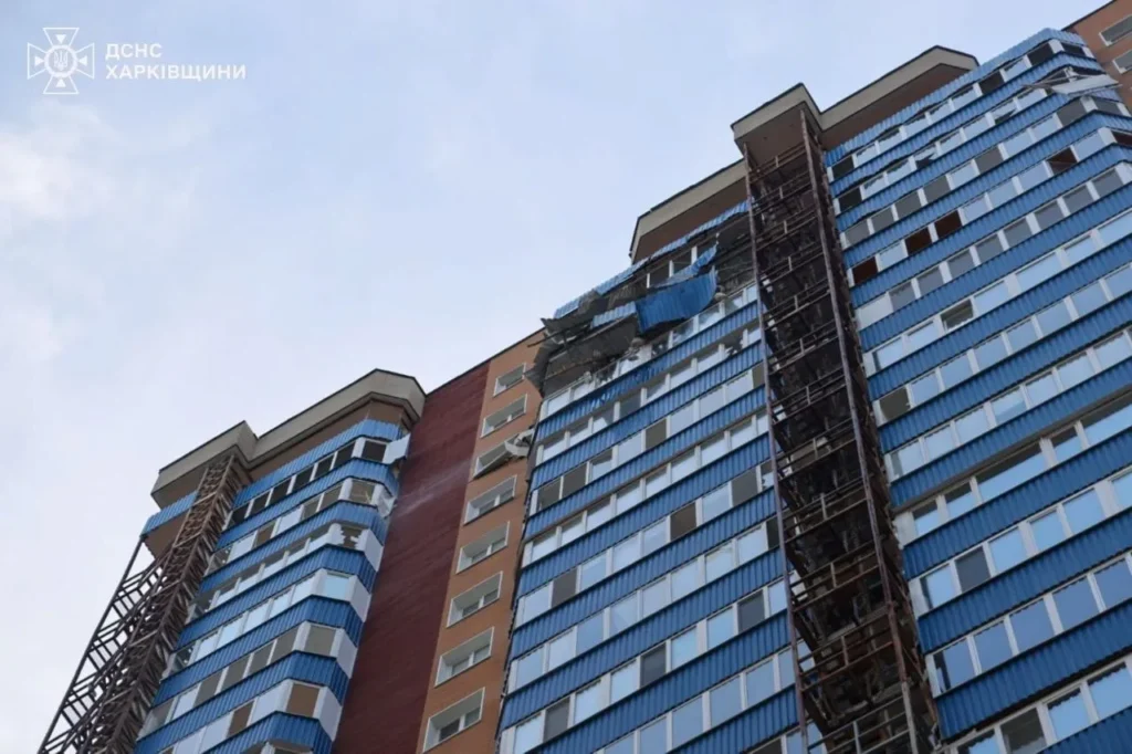 23 серпня Хакрів ЖК