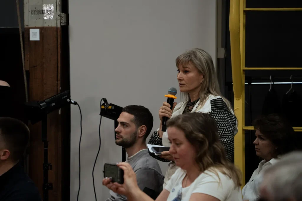 Громадське обговорення реконструкції скверу біля Вічного вогню в Харкові